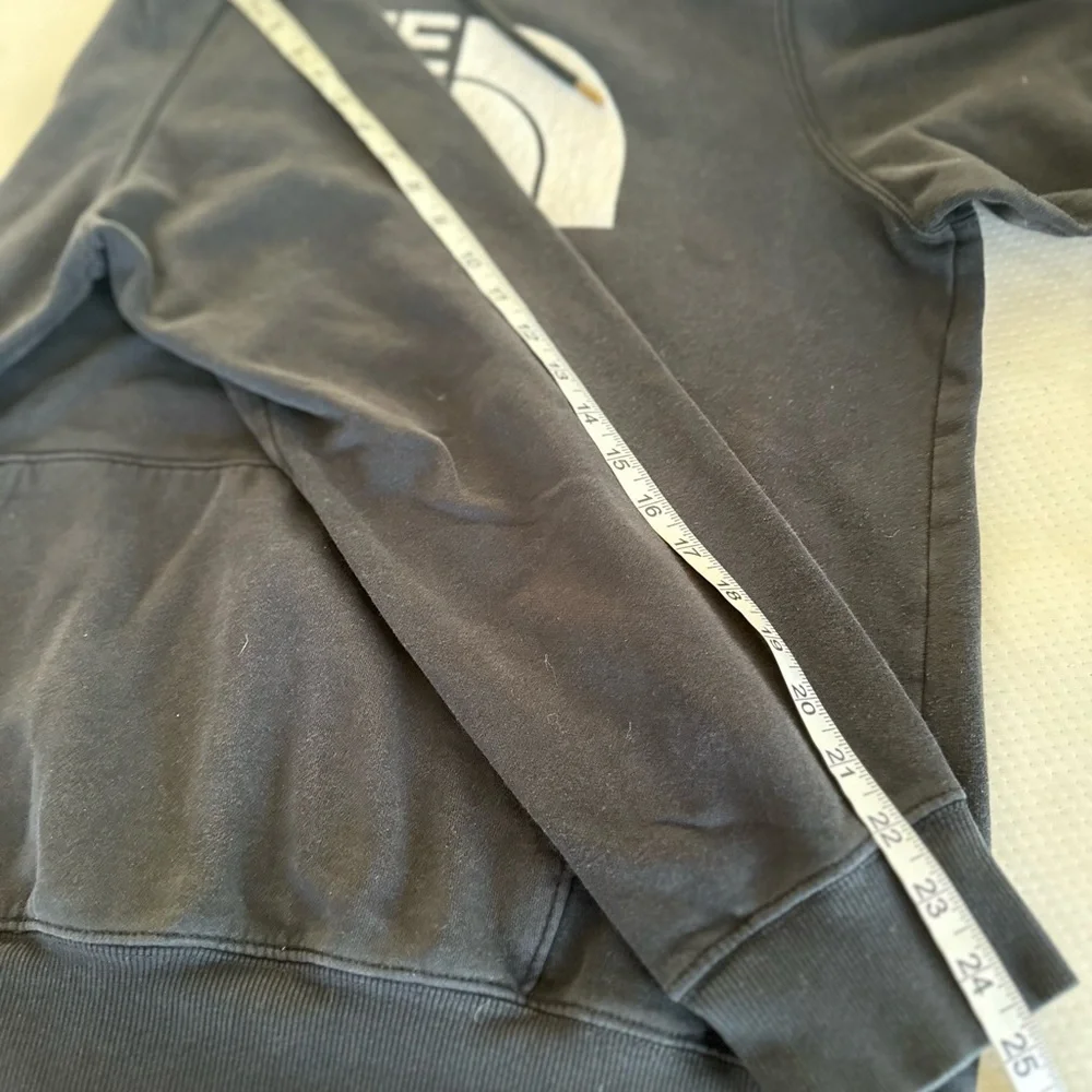 The North Face men’s Sz: L Hoodie Sweatshirt black half dome Logo Pullover.